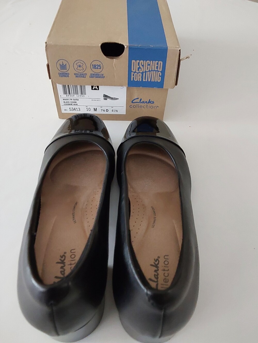 Clarks Black Patent Leather Rounded Toe Ballet Flats